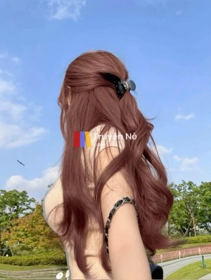 Mối Quan Hệ Rắc Rối Trên Xe Buýt