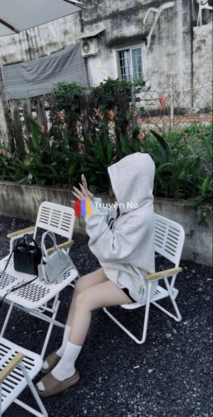 Con Gái Không Được Chọn