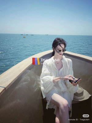 Chiếc Bánh Vàng Giả