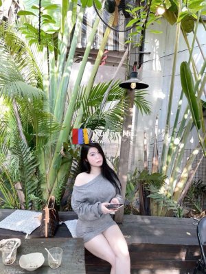 Chiếc Quần Lót Bí Ẩn