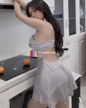 Người Phụ Nữ Trong Bức Ảnh
